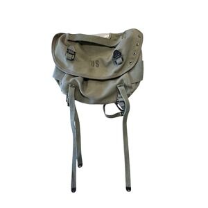US Military M-1961 Field Pack Canvas Combat Butt Pack Olive Drab DSA 1-8506